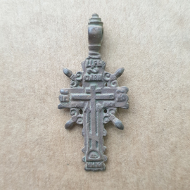 №2 Старинный металлический нательный христианский крестик, размеры 5х3